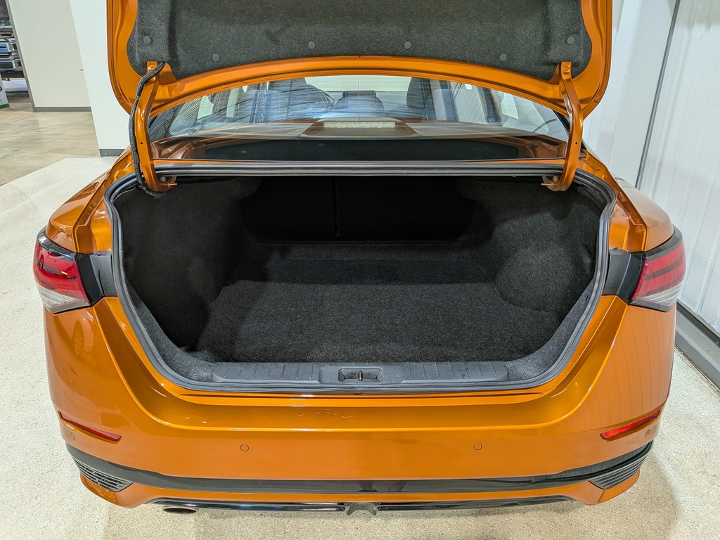 Nissan Sentra 2024