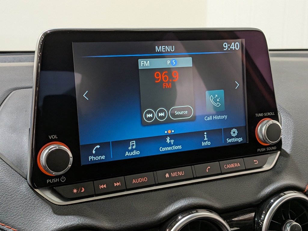 Nissan Sentra 2024