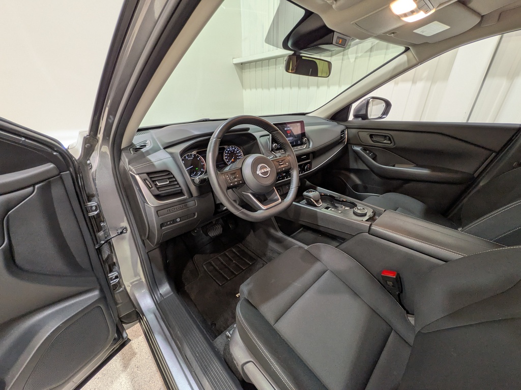 Nissan Rogue 2024