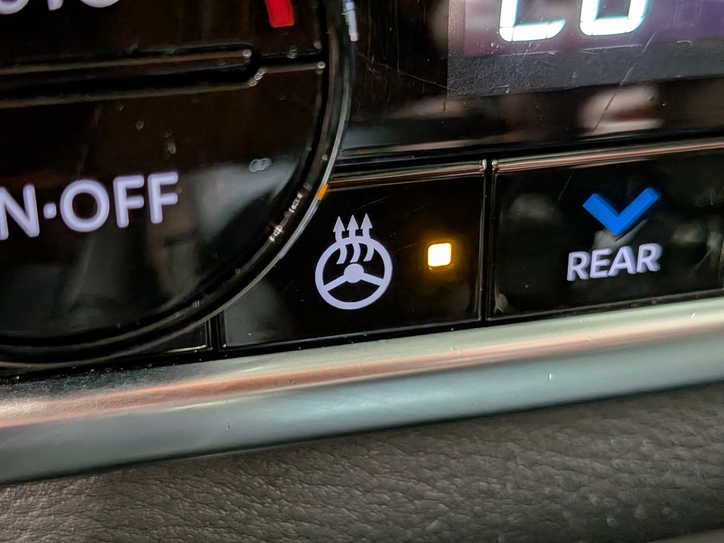 Nissan Rogue 2023