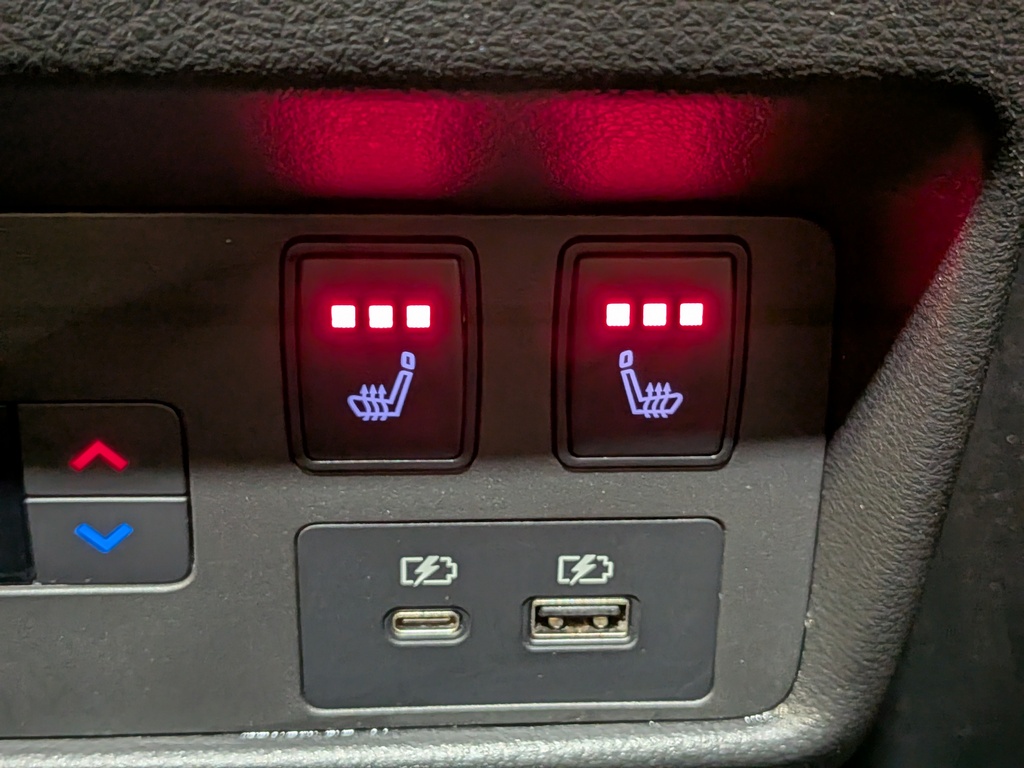 Nissan Rogue 2023