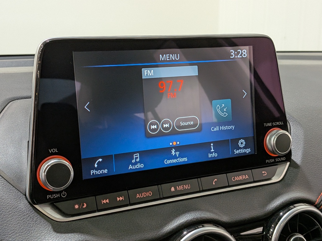 Nissan Sentra 2024