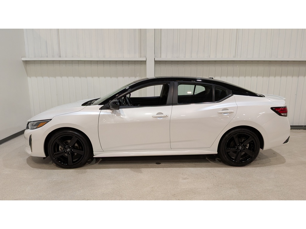 Nissan Sentra 2024