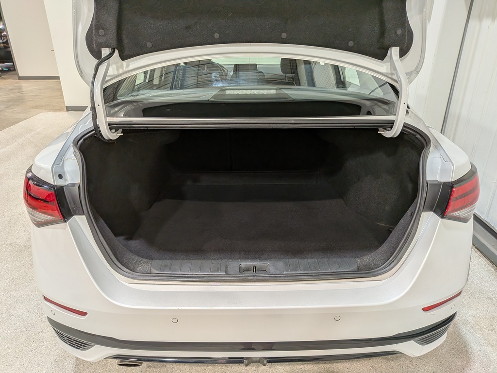 Nissan Sentra 2024