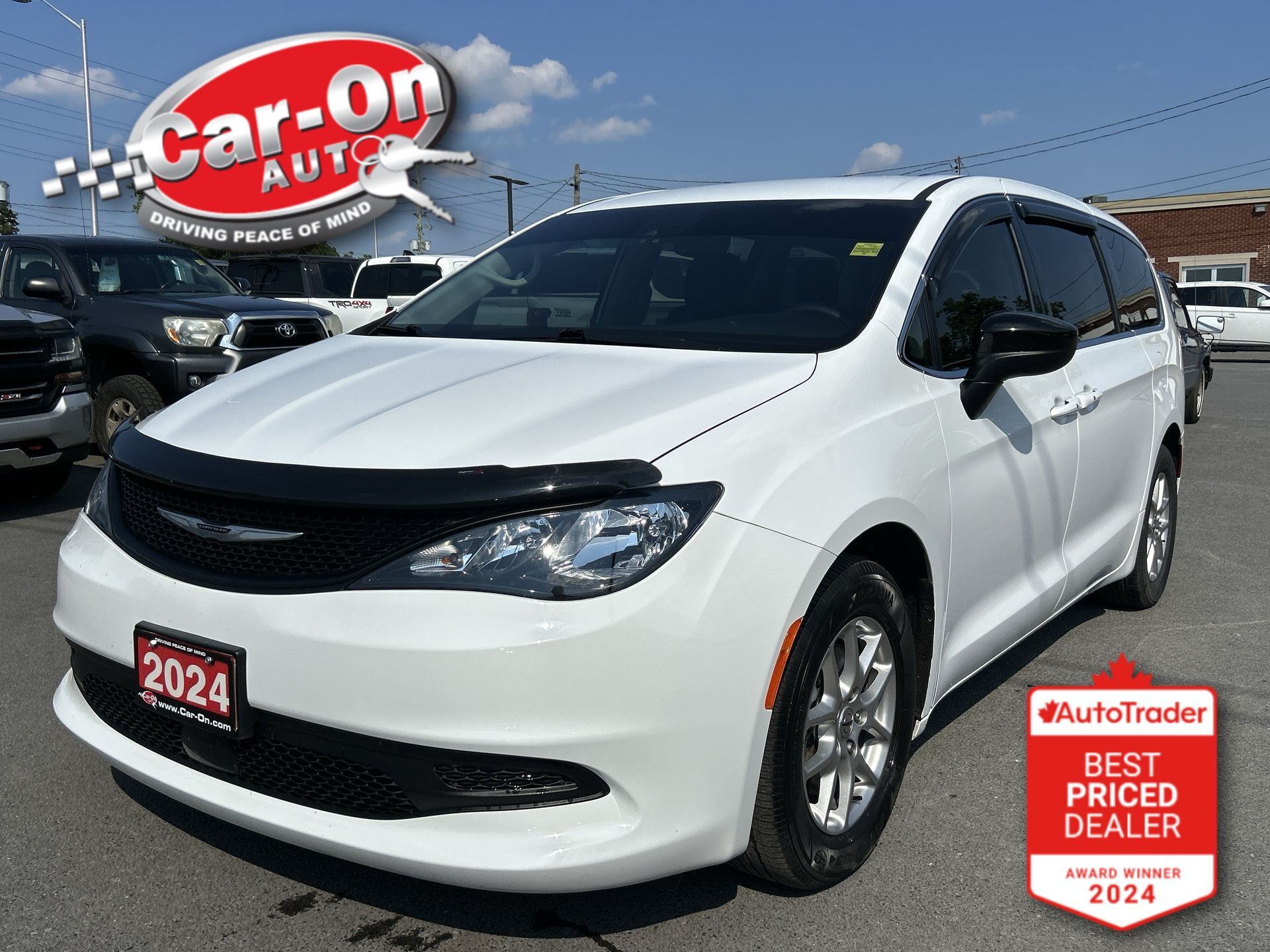 White 2024 Chrysler Grand Caravan Minivan Automatic