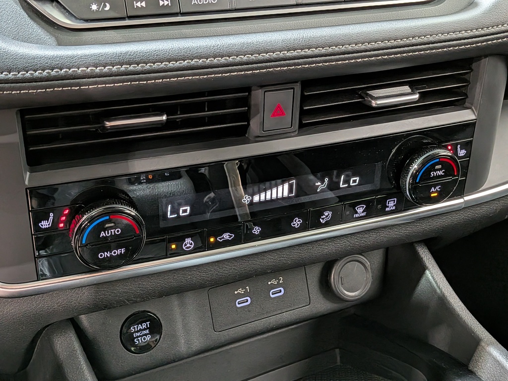 Nissan Rogue 2024