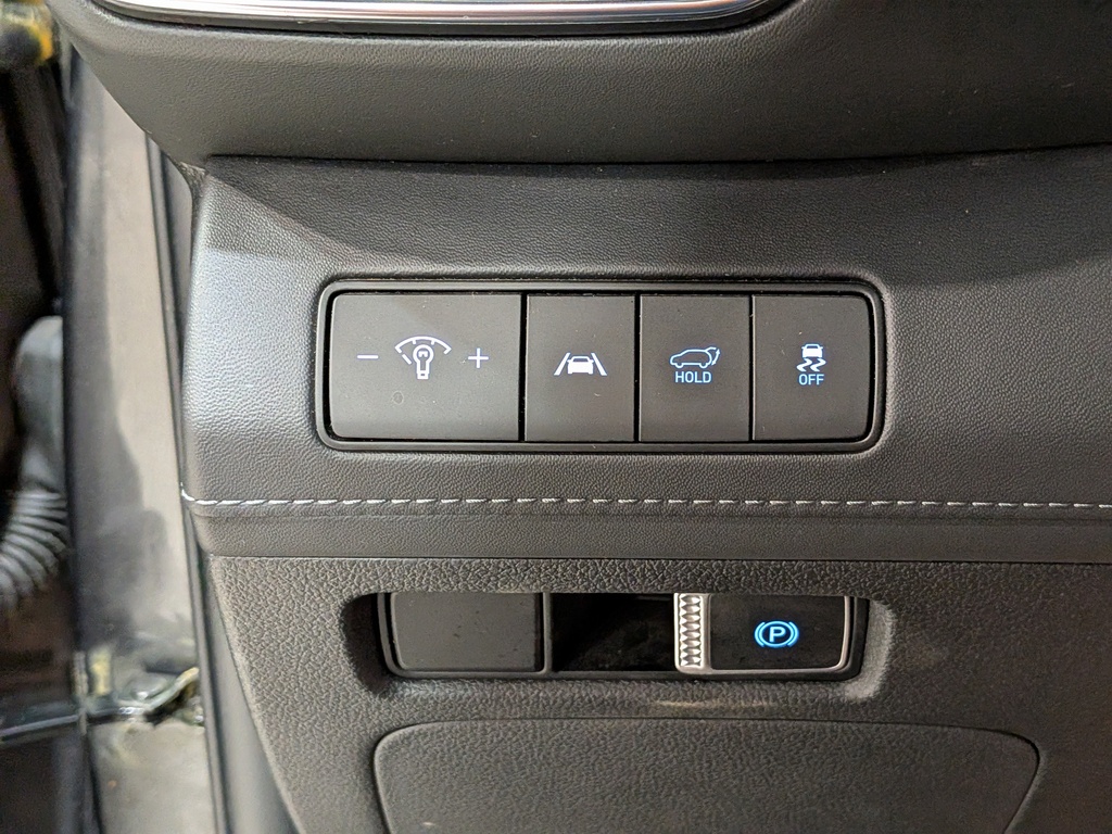 Hyundai Santa Fe 2023