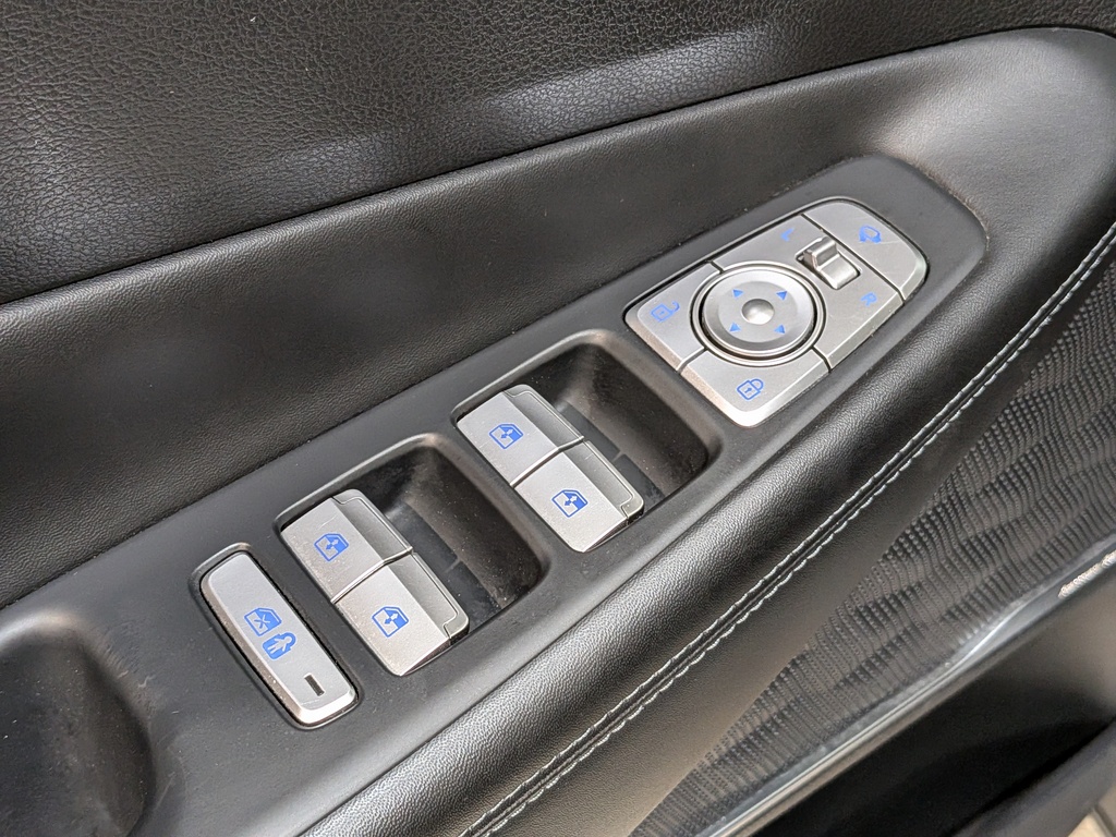 Hyundai Santa Fe 2023