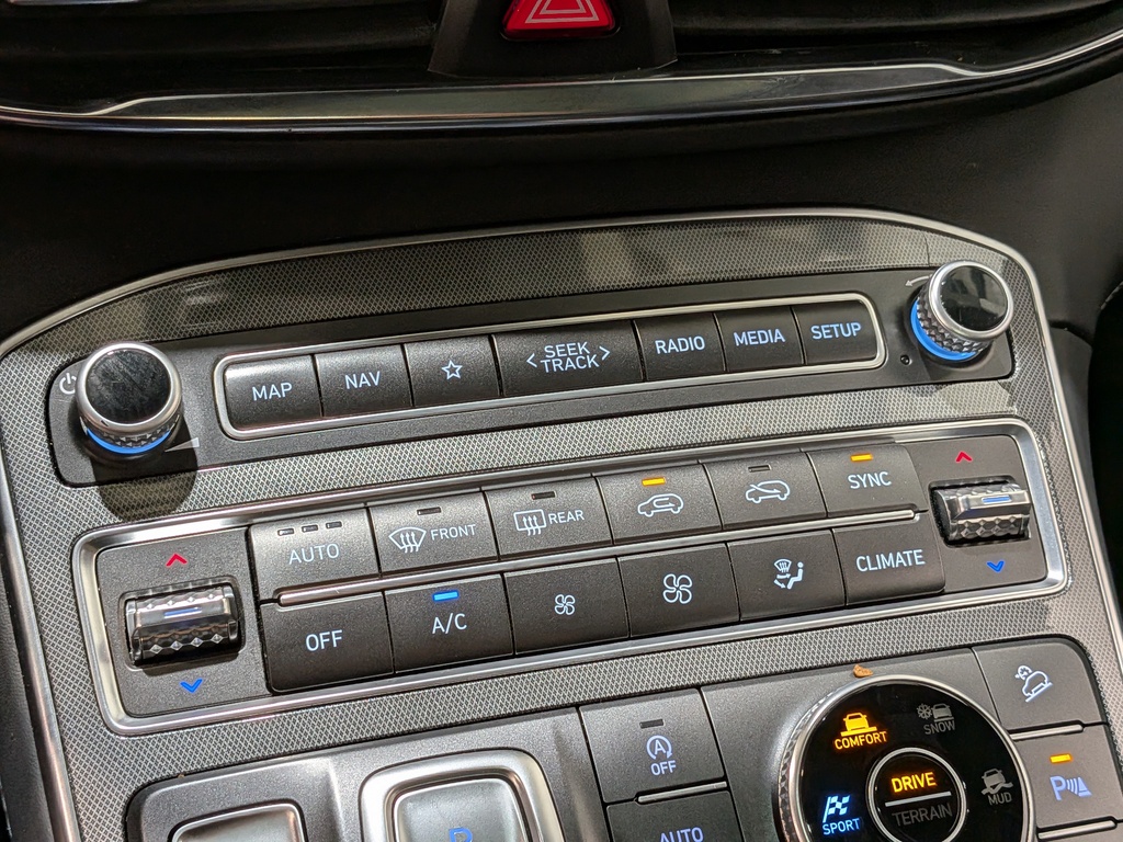 Hyundai Santa Fe 2023