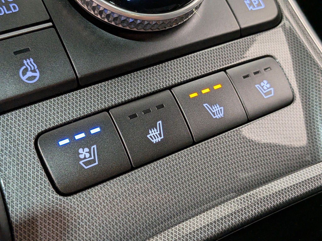 Hyundai Santa Fe 2023