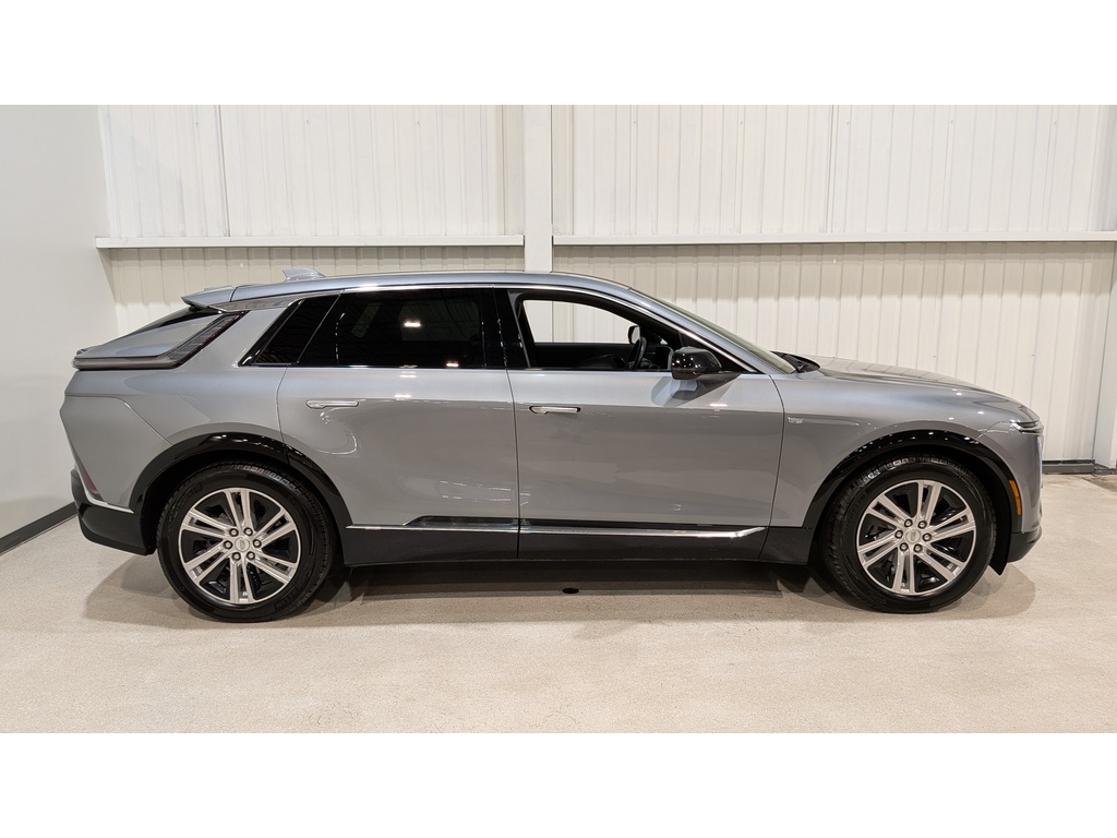 Cadillac LYRIQ 2024