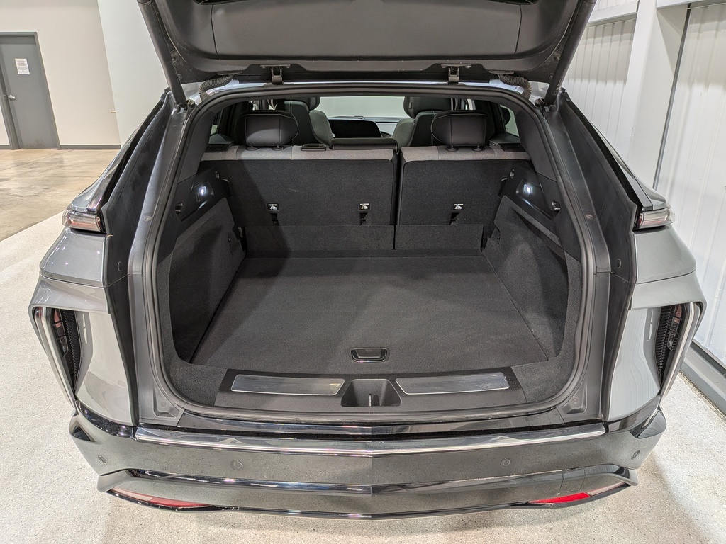 Cadillac LYRIQ 2024