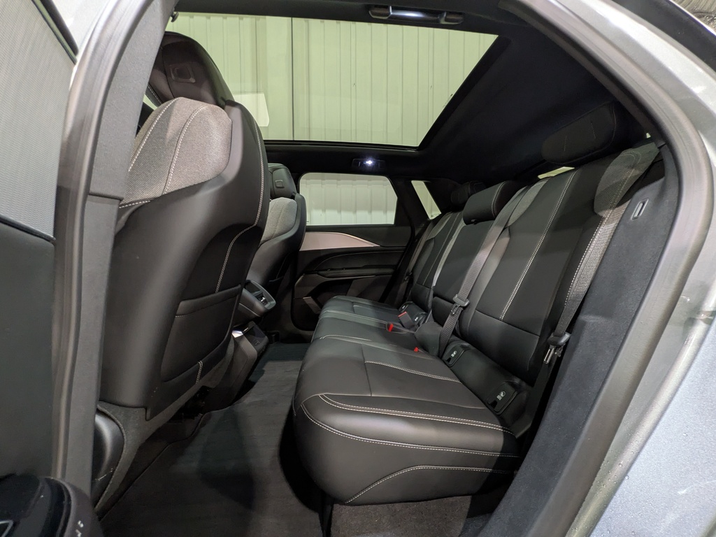 Cadillac LYRIQ 2024