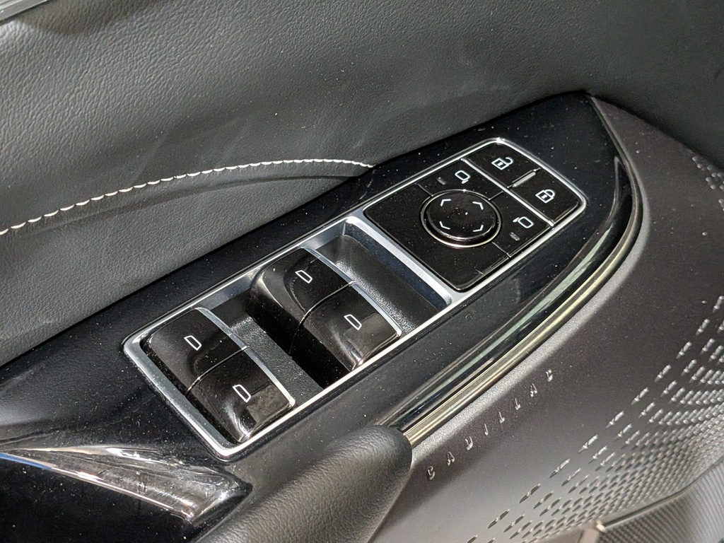 Cadillac LYRIQ 2024