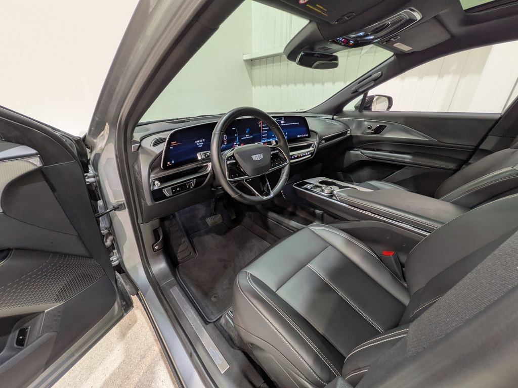 Cadillac LYRIQ 2024