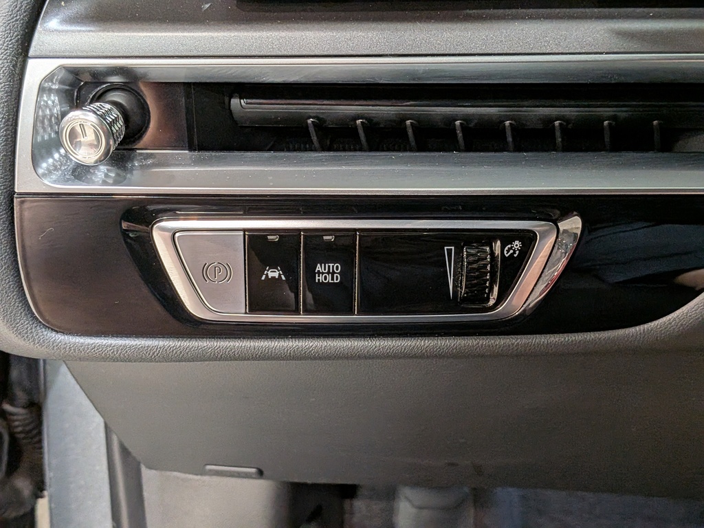 Cadillac LYRIQ 2024