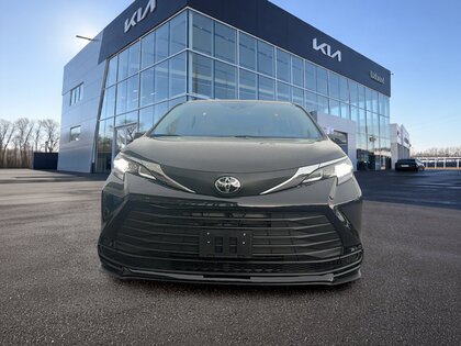 used 2026 Toyota Sienna car, priced at $60,495