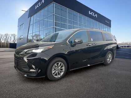 used 2026 Toyota Sienna car, priced at $60,495