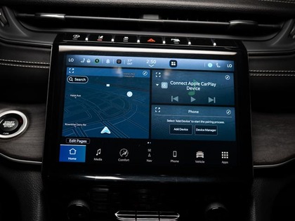 used 2023 Jeep Grand Cherokee car, priced at $33,900