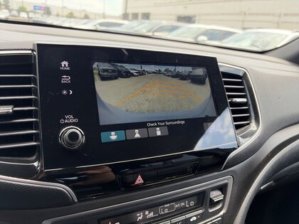 used 2022 Honda Pilot car, priced at $39,880