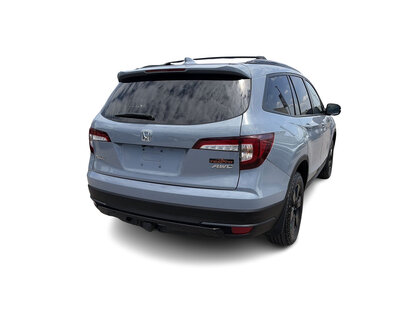 used 2022 Honda Pilot car, priced at $39,880