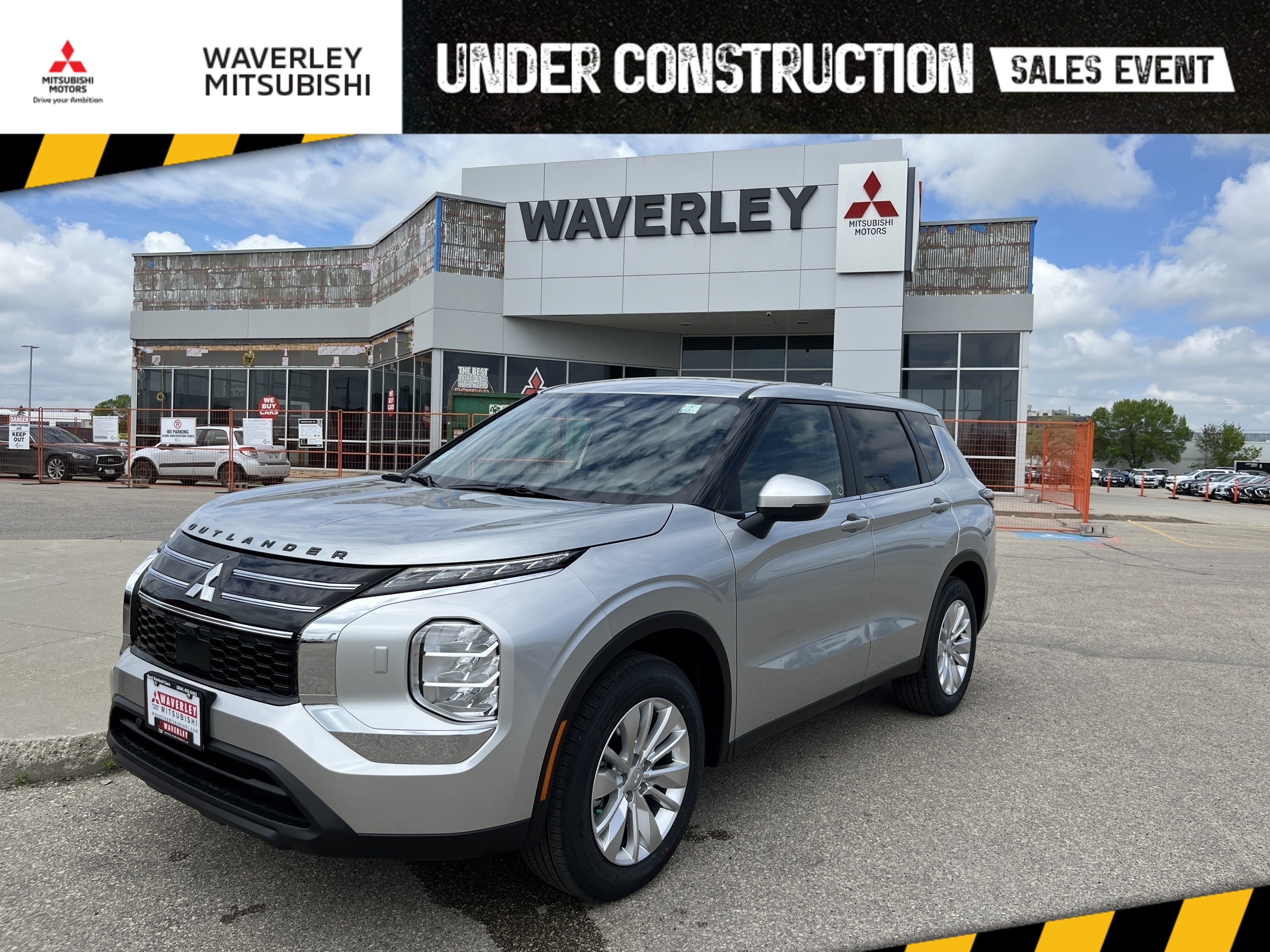Silver 2026 Mitsubishi Outlander SUV / Crossover Front-Wheel Drive Continuously Variable Transmission