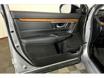 used 2022 Honda CR-V car, priced at $32,998