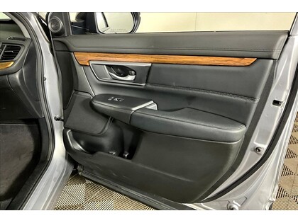 used 2022 Honda CR-V car, priced at $32,998
