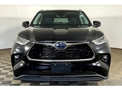 used 2023 Toyota Highlander car, priced at $51,998
