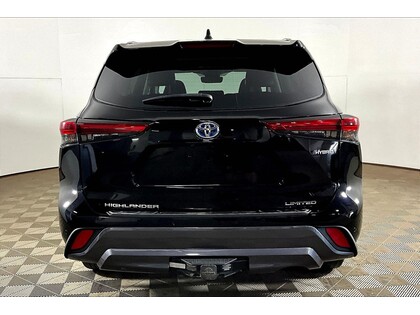 used 2023 Toyota Highlander car, priced at $51,998
