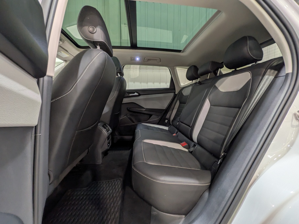 Volkswagen Taos 2022