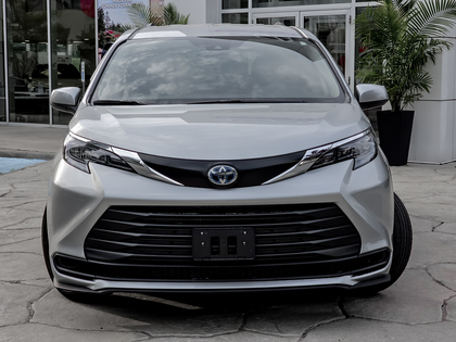 used 2024 Toyota Sienna car, priced at $50,499