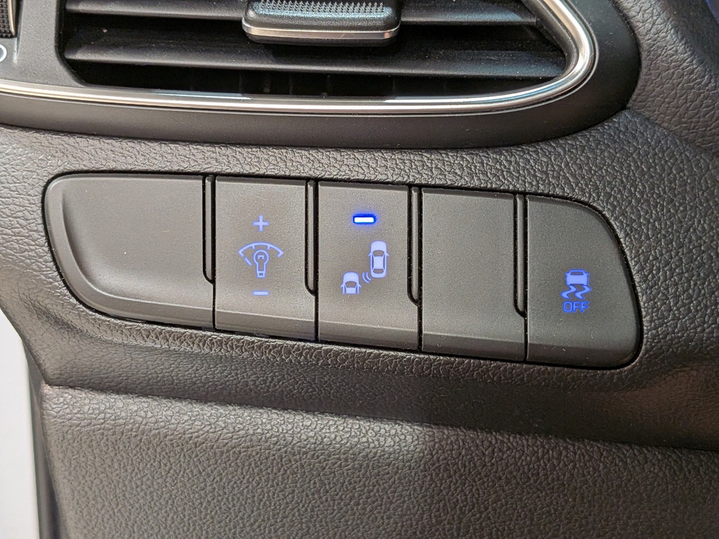 Hyundai Elantra GT 2018