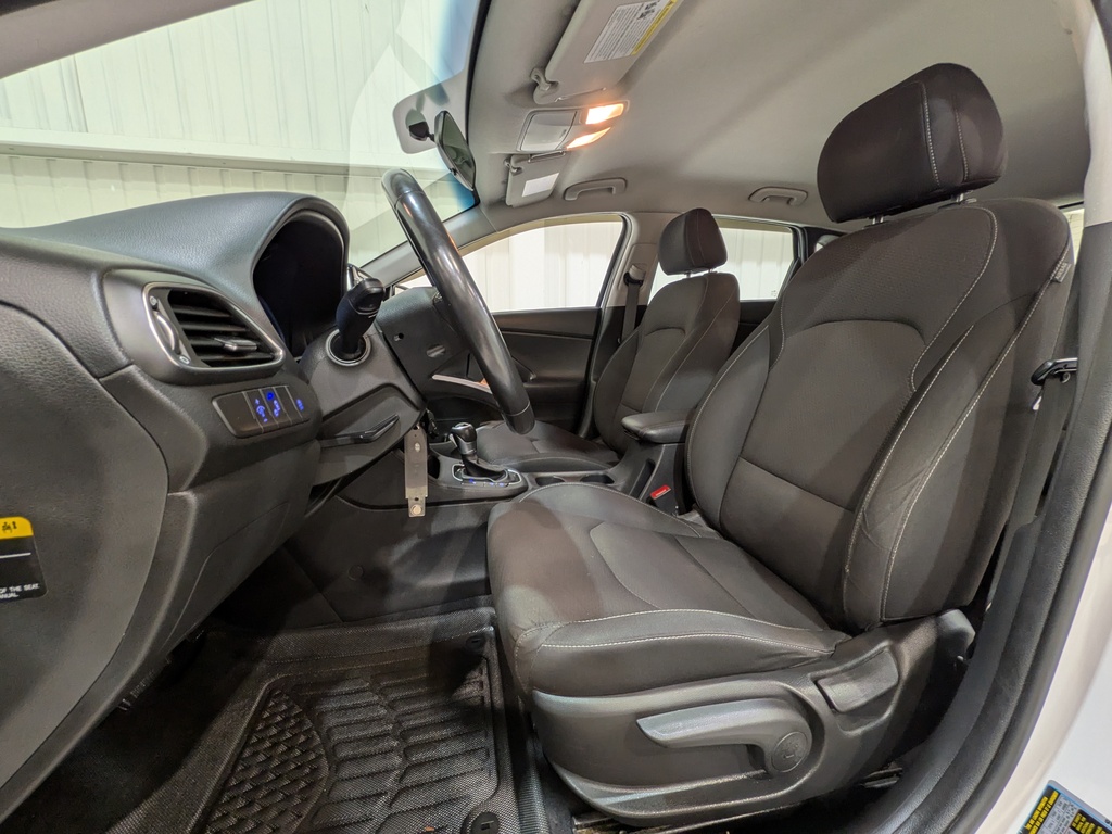 Hyundai Elantra GT 2018