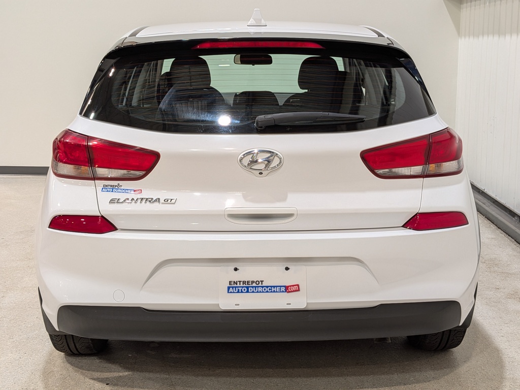 Hyundai Elantra GT 2018