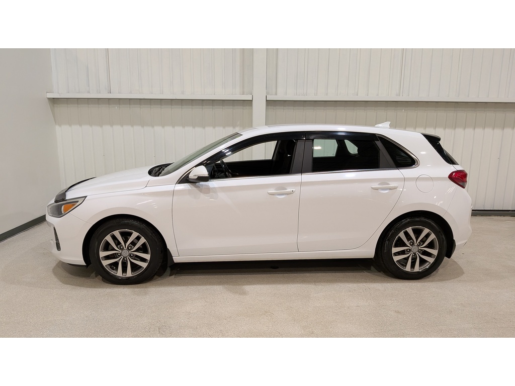 Hyundai Elantra GT 2018