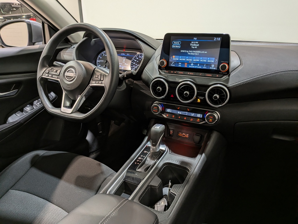 Nissan Sentra 2024