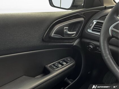 used 2015 Chrysler 200 car, priced at $8,500