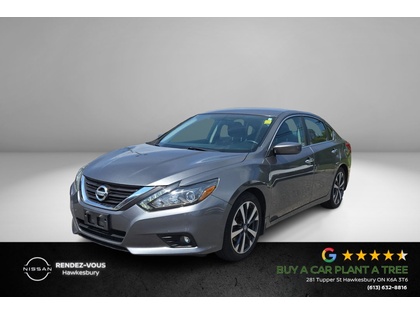Gray 2016 Nissan Altima Sedan Front-Wheel Drive Automatic
