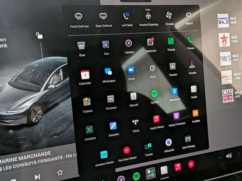 Tesla Model 3 2024