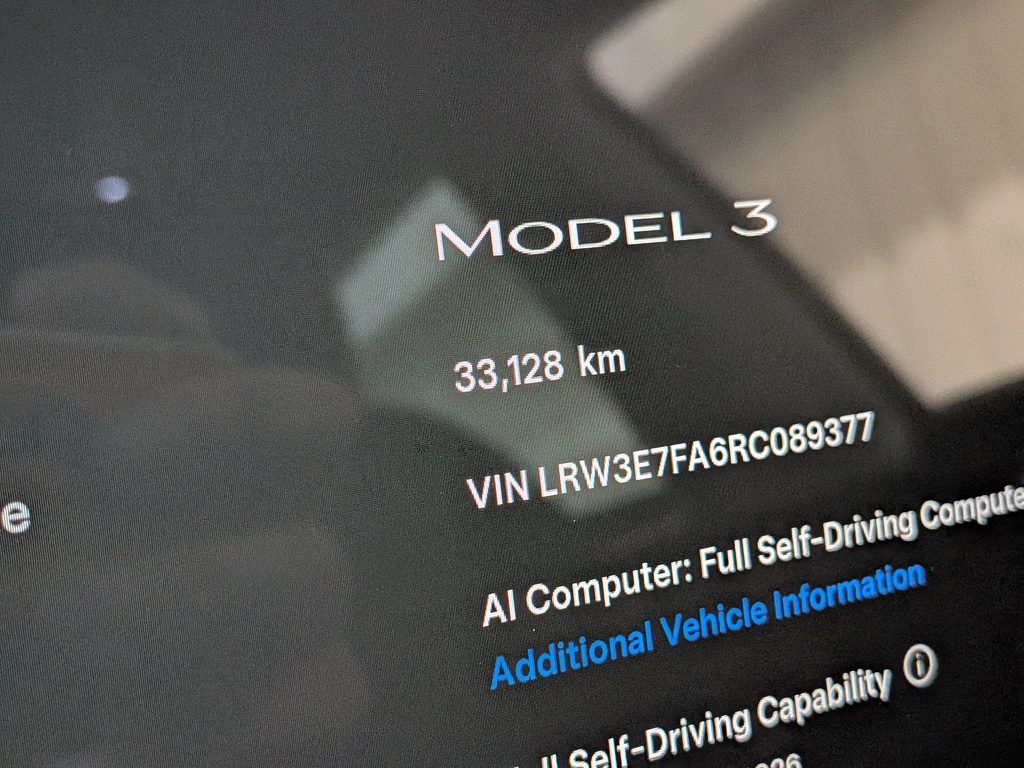 Tesla Model 3 2024