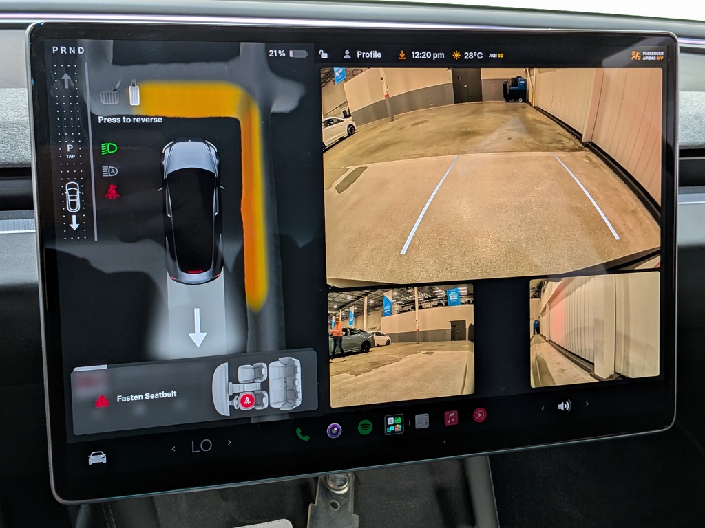 Tesla Model 3 2024
