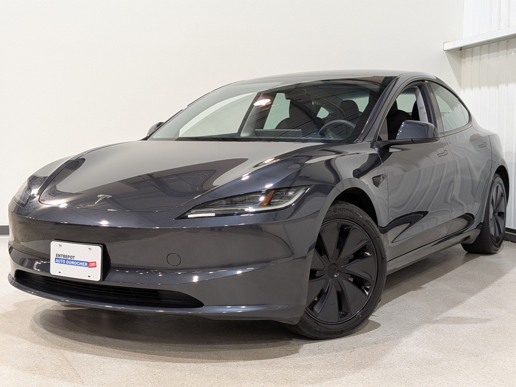 Tesla Model 3 2024