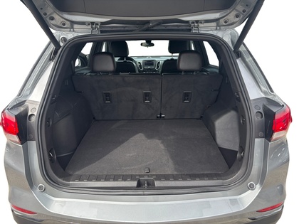 used 2023 Chevrolet Equinox car, priced at $29,848