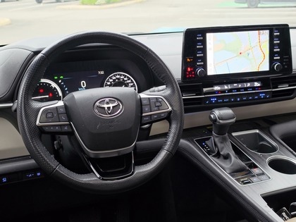 used 2023 Toyota Sienna car, priced at $55,995