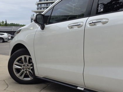 used 2023 Toyota Sienna car, priced at $55,995