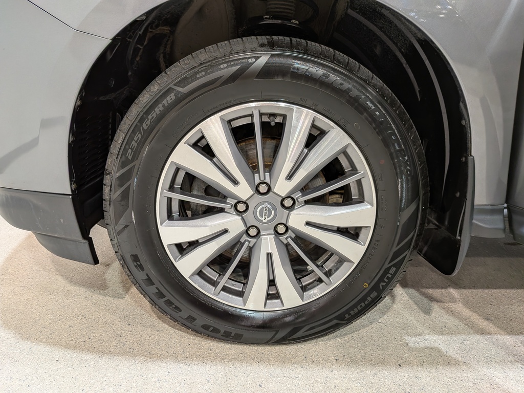 Nissan Pathfinder 2020