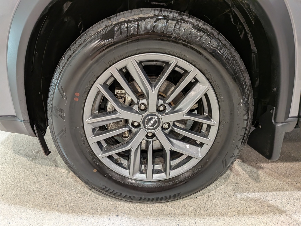 Nissan Rogue 2024