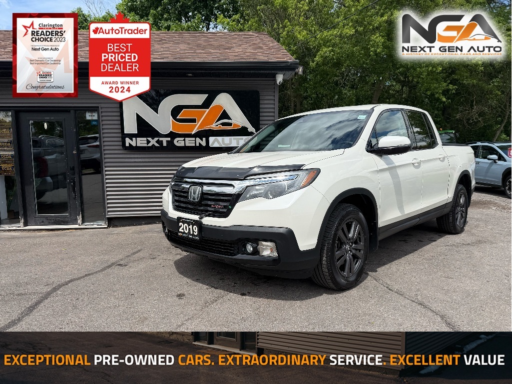 White 2019 Honda Ridgeline Pickup Truck All-Wheel Drive Automatic