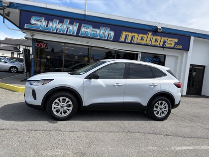 White 2025 Ford Escape SUV / Crossover All-Wheel Drive 8-Speed Automatic
